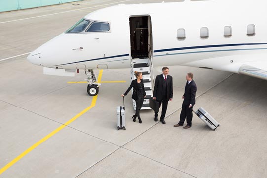 AS A BUSINESS TRAVELER WITH ACP JET CHARTERS, YOU’LL EXPERIENCE:
